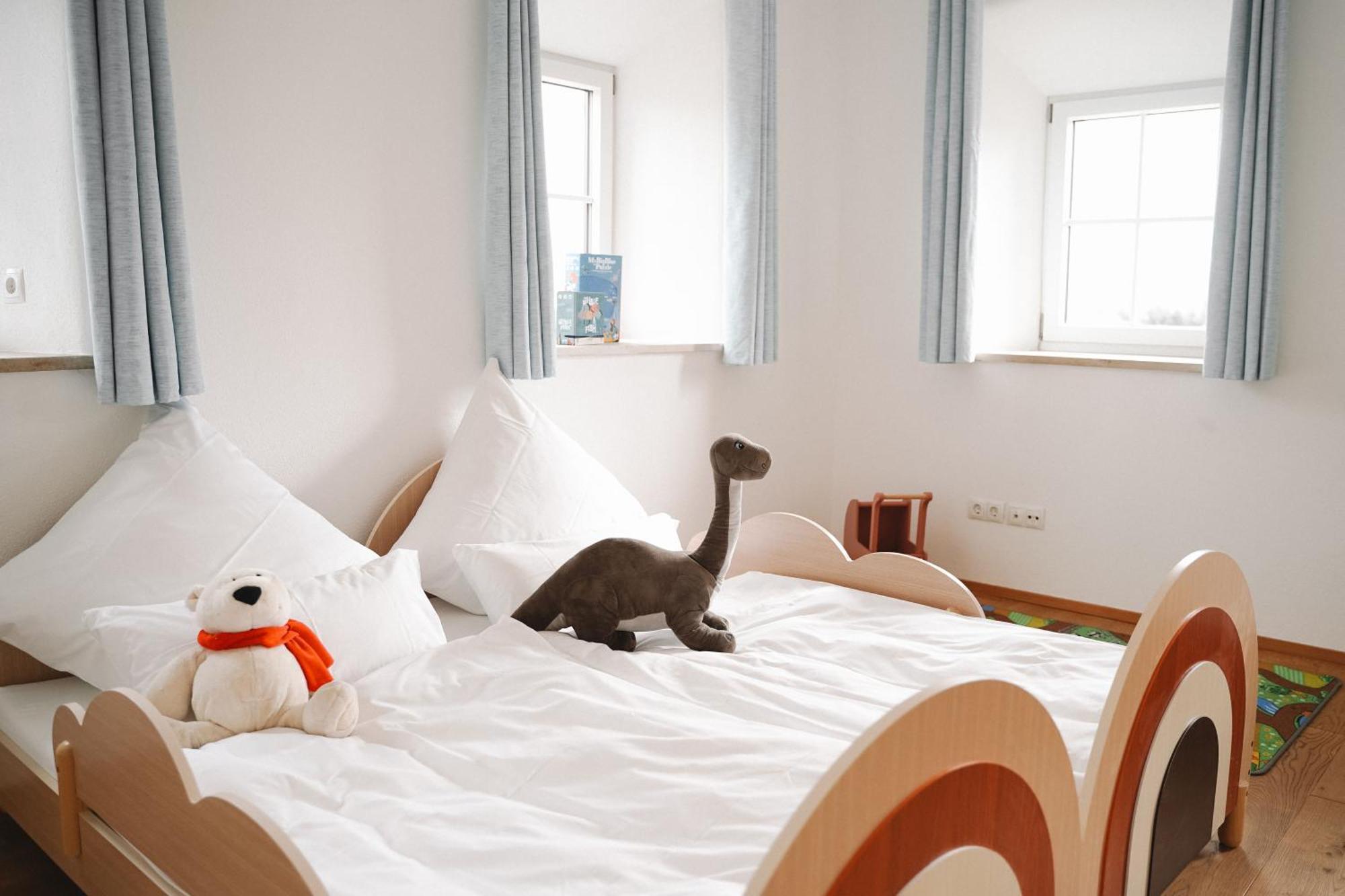 Black Horse Family Apartment - Barrierearm - Pfotenglueck - Familienzeit By Loewenherz Homes Stephanskirchen 外观 照片