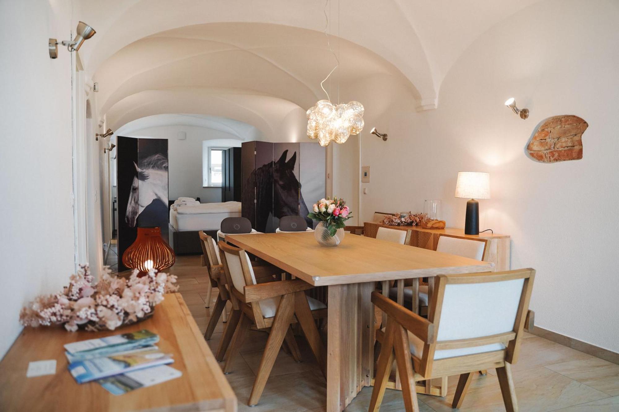 Black Horse Family Apartment - Barrierearm - Pfotenglueck - Familienzeit By Loewenherz Homes Stephanskirchen 外观 照片
