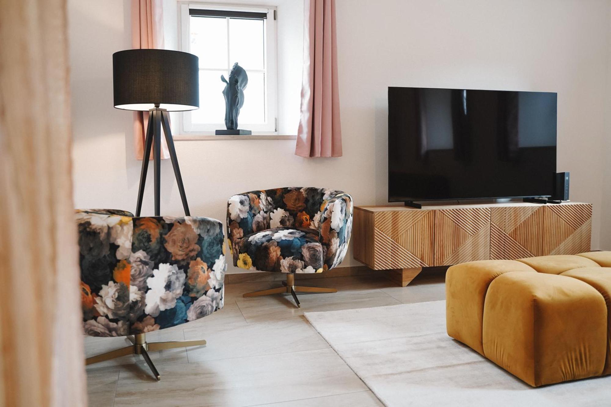 Black Horse Family Apartment - Barrierearm - Pfotenglueck - Familienzeit By Loewenherz Homes Stephanskirchen 外观 照片